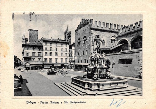Cartolina Bologna Piazza Nettuno Via Indipendenza 1966