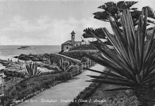Cartolina Bordighera scogliera e Chiesa S. Ampelio 1955 (Imperia)