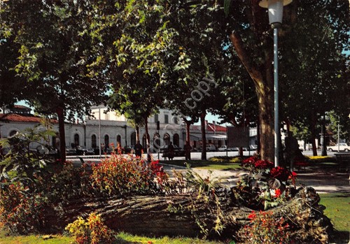 Cartolina Bra Stazione ferroviaria e giardini
