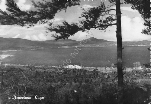 Cartolina Bracciano Lago e panorama 1964