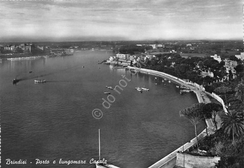 Cartolina Brindisi Porto e Lungomare Casale