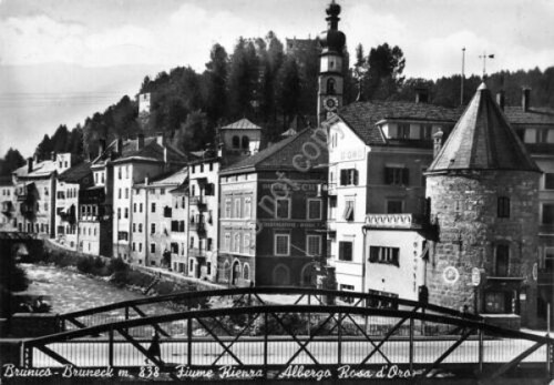Cartolina Brunico Albergo Rosa d'Oro Fiume Rienza anni '50