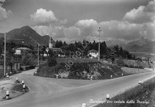 Cartolina Buccinigo strada e Prealpi