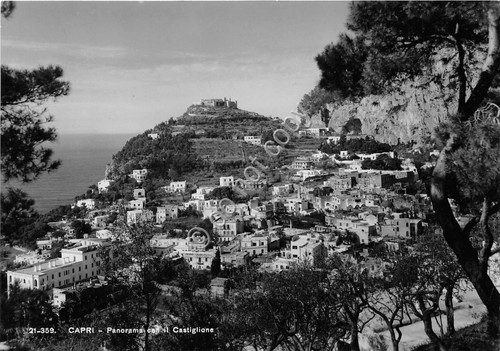 Cartolina Capri panorama con il Castiglione (Napoli)