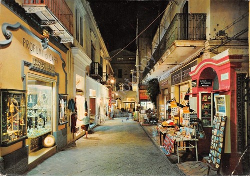 Cartolina Capri una via di negozi 1967 (Napoli)