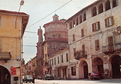 Cartolina Carmagnola Via Valobra