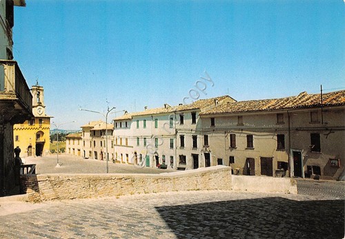 Cartolina Cartoceto Piazza Garibaldi