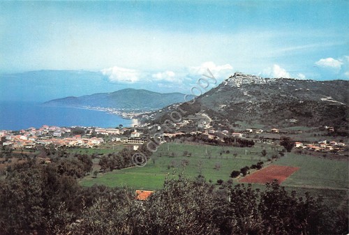 Cartolina Castellabate panorama con mare e case anni '80
