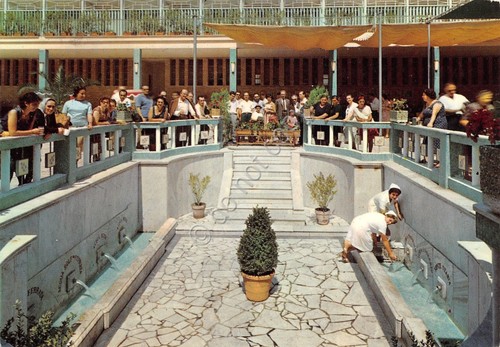 Cartolina Castellamare di Stabia Terme Stabiane Le Fonti 1970 animata