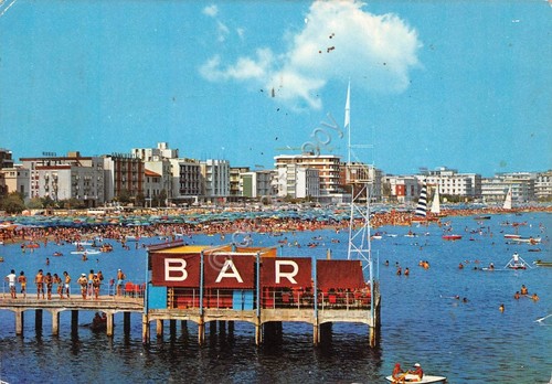 Cartolina Cattolica alberghi sul mare spiaggia pontile insegna Bar 1971 …