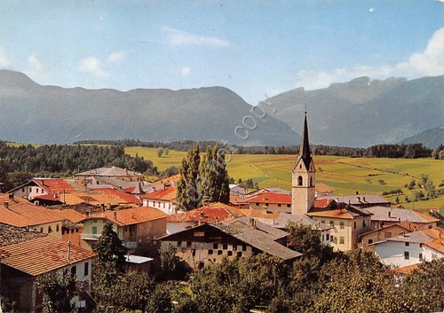 Cartolina Cavareno Val di Non paese e cupola chiesa