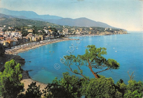 Cartolina Celle Ligure panorama baia spiaggia piccole grinze (Savona)