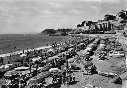 Cartolina Celle Ligure spiaggia animata 1963