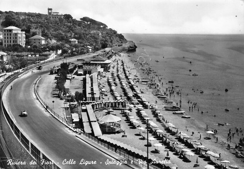 Cartolina Celle Ligure Spiaggia e Via Aurelia 1956