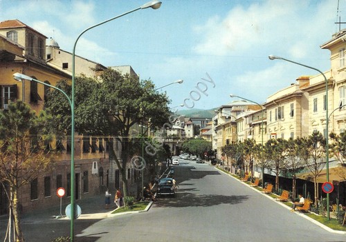 Cartolina Celle Ligure una via interna Piccole grinze (Savona)