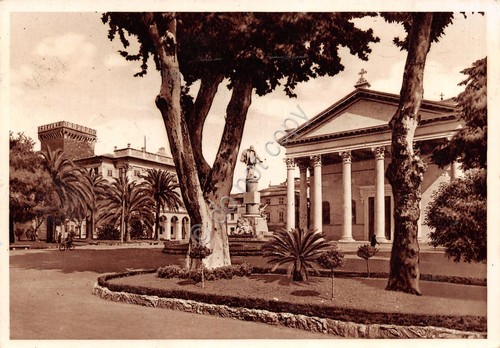 Cartolina Chiavari Municipio e Duomo 1954 (Genova)