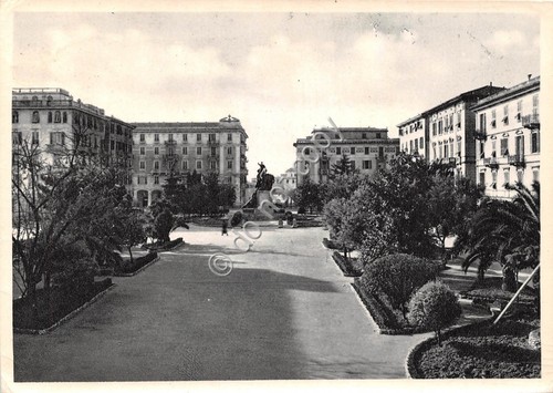 Cartolina Chiavari Piazza Roma 1947