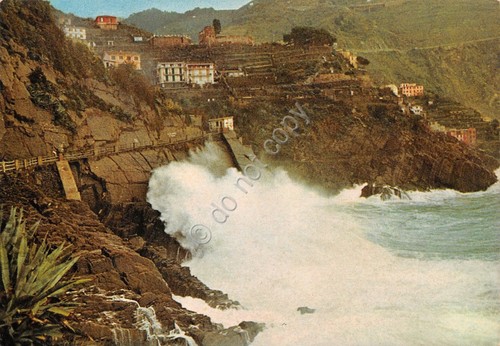Cartolina Cinque Terre Via dell'Amore mareggiata (La Spezia)