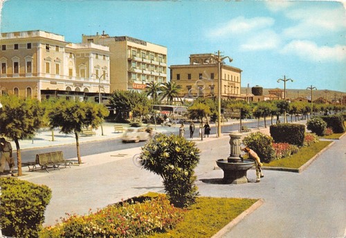 Cartolina Civitavecchia Viale Garibaldi 1969