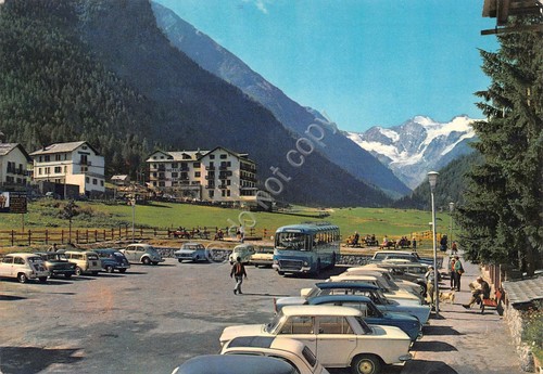 Cartolina Cogne panorama parziale e catena Gran Paradiso auto d'epoca …