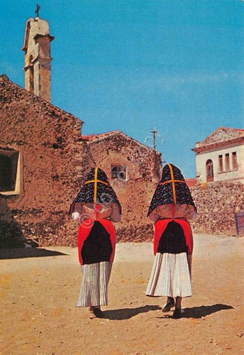 Cartolina Costumi Tradizionali Sardi Ploaghe donne di schiena