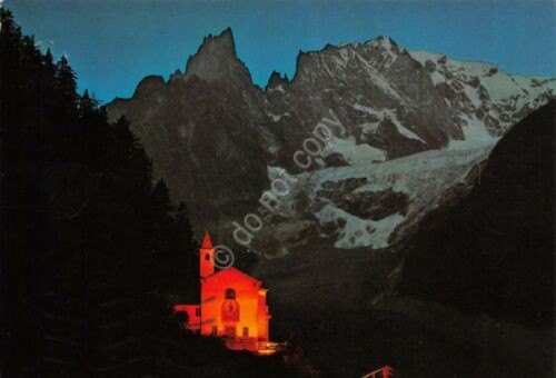 Cartolina Courmayeur Notre Dame de la Guerison illuminata 1981 (Aosta)