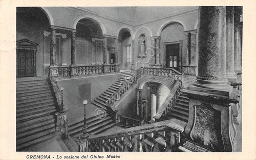 Cartolina Cremona scalone Museo Civico 1934