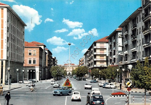Cartolina Cuneo Corso Giolitti auto 1962