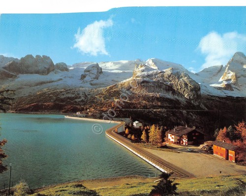 Cartolina Dolomiti Lago di Fedaia verso la Marmolada case monti