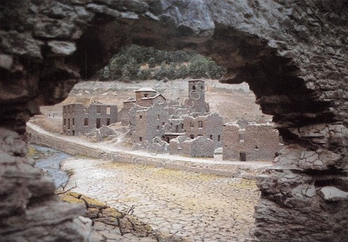 Cartolina Fabbrica di Careggine veduta del paese da antica volta …