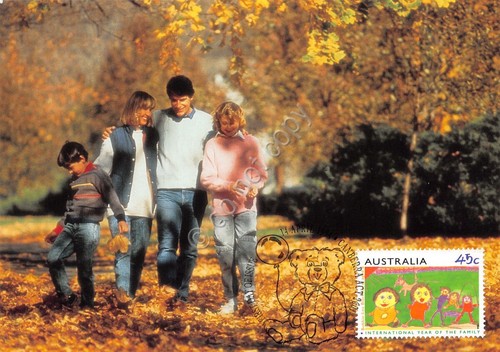 Cartolina Filatelica Australia Year of the family family outing 1994