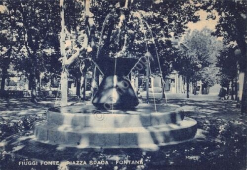 Cartolina Fiuggi Fonte Piazza Spada fontana 1954