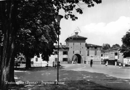 Cartolina Fontanellato Parma entrata del paese