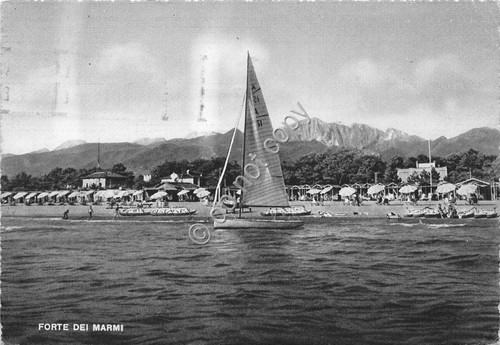 Cartolina Forte dei Marmi Panorama della spiaggia dal mare barca …