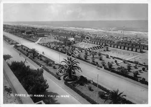 Cartolina Forte dei Marmi Viali al mare anni '40 (Lucca)