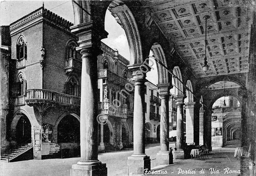 Cartolina Fossano - Portici di Via Roma - 1956 (Cuneo)