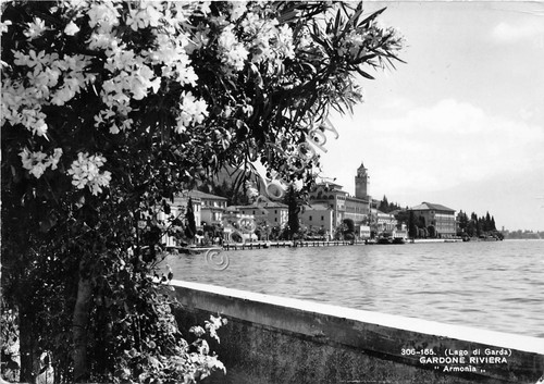 Cartolina Gardone Riviera panorama 1971 (Brescia)