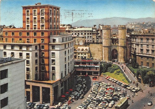 Cartolina Genova illustrata Piazza Dante Casa Colombo auto d'epoca 1963