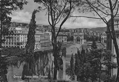 Cartolina Genova Piazza della Vittoria 1960