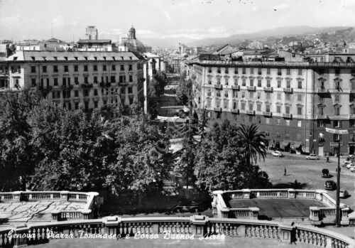 Cartolina Genova Piazza Tommaseo e Corso Buenos Ayres