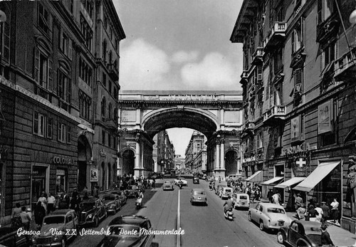 Cartolina Genova Via XX Settembre Ponte Monumentale auto d'epoca