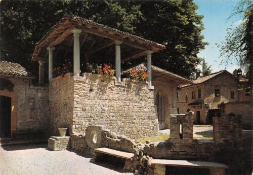 Cartolina Grazzano Visconti angolo caratteristico