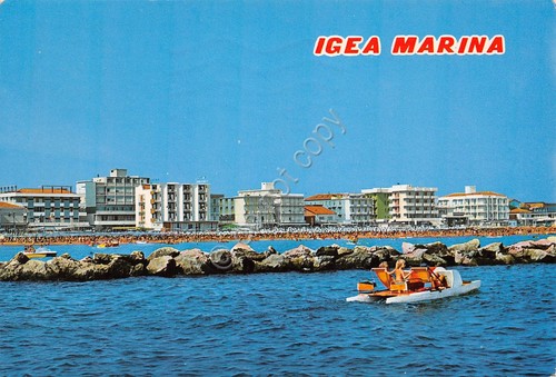 Cartolina Igea Marina panorama dal mare pedalò spiaggia alberghi case …