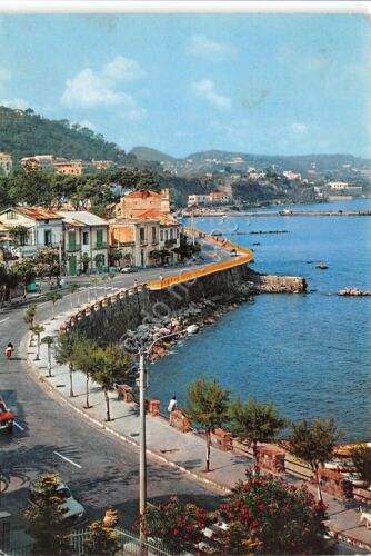 Cartolina Ischia Casamicciola Terme strada e case 1968