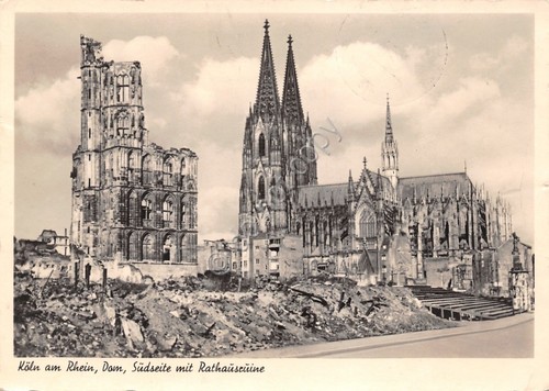 Cartolina Koln am Rhein Dom Sudsete mit Rathauscuine 1951