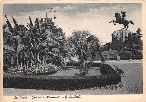 Cartolina La Spezia Giardini e Monumento a Garibaldi 1941