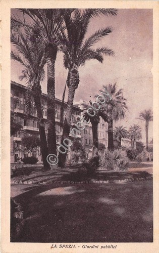 Cartolina La Spezia Giardini Pubblici 1932