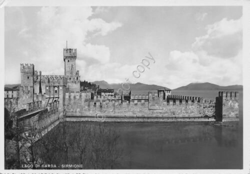 Cartolina Lago di Garda Sirmione vista del castello anni'50