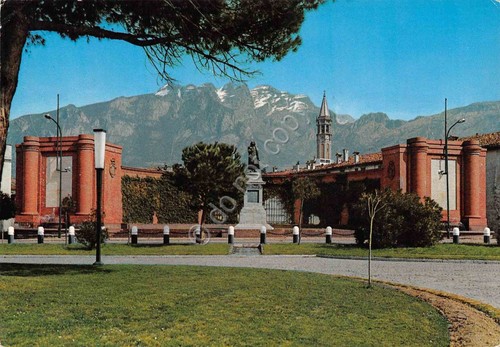 Cartolina Lecco lungolago Monumento a Stoppani