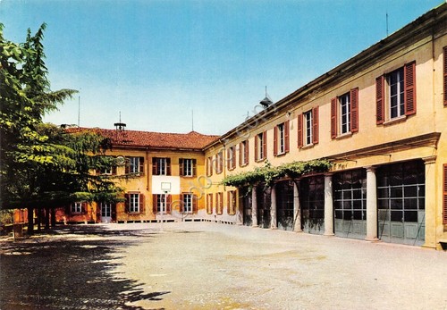 Cartolina Lesmo Istituto Canossiane cortile